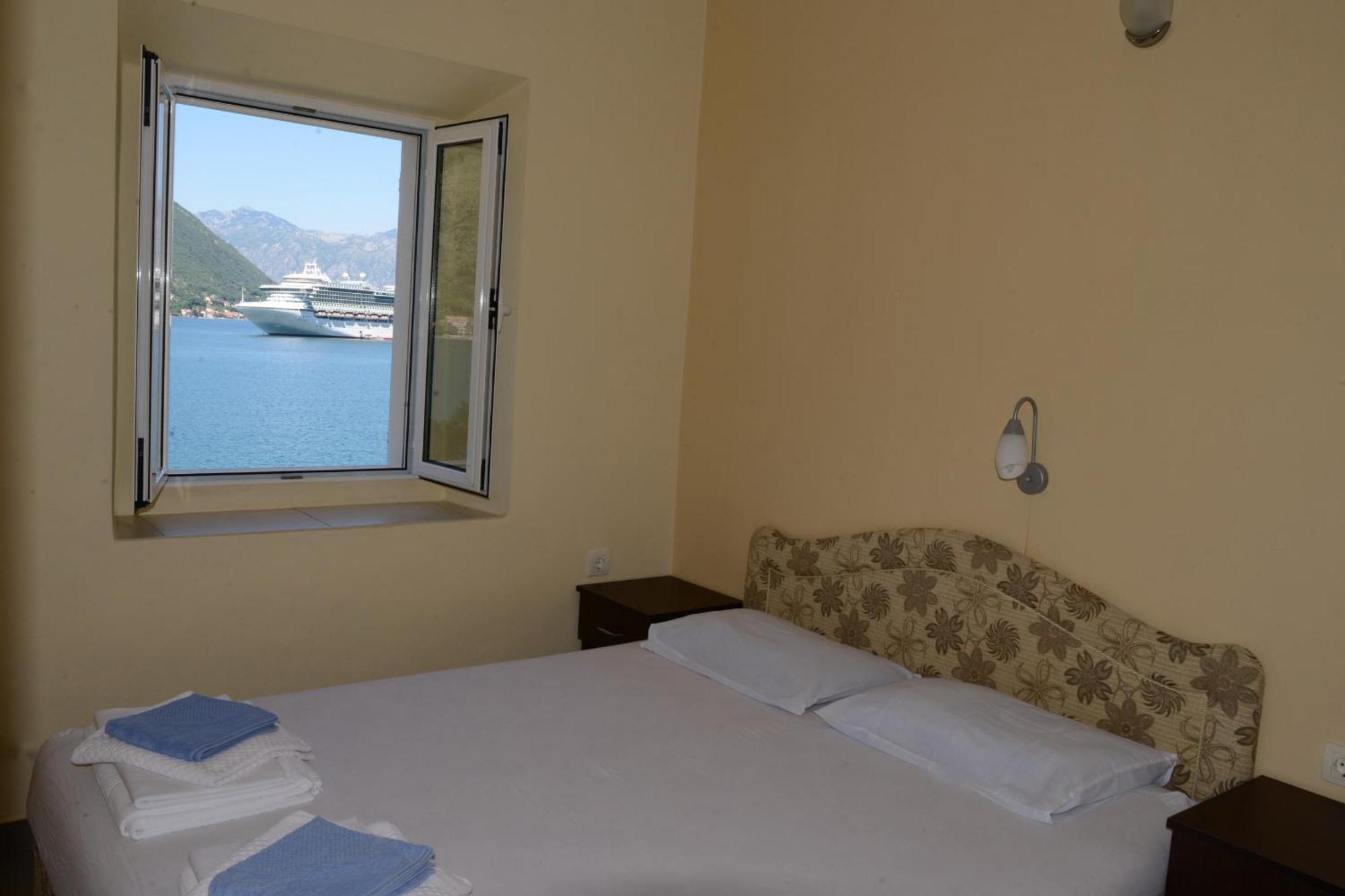 Apartments Ivanovic Kotor Exterior photo