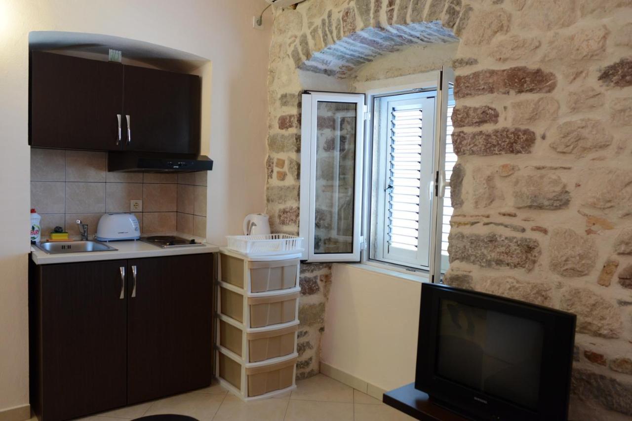 Apartments Ivanovic Kotor Exterior photo
